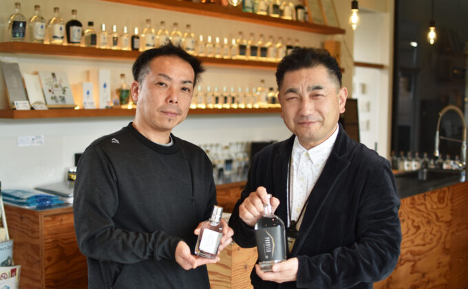 アイヌ文化と歴史を表現。町ならではのボタニカルでクラフトジンを開発。